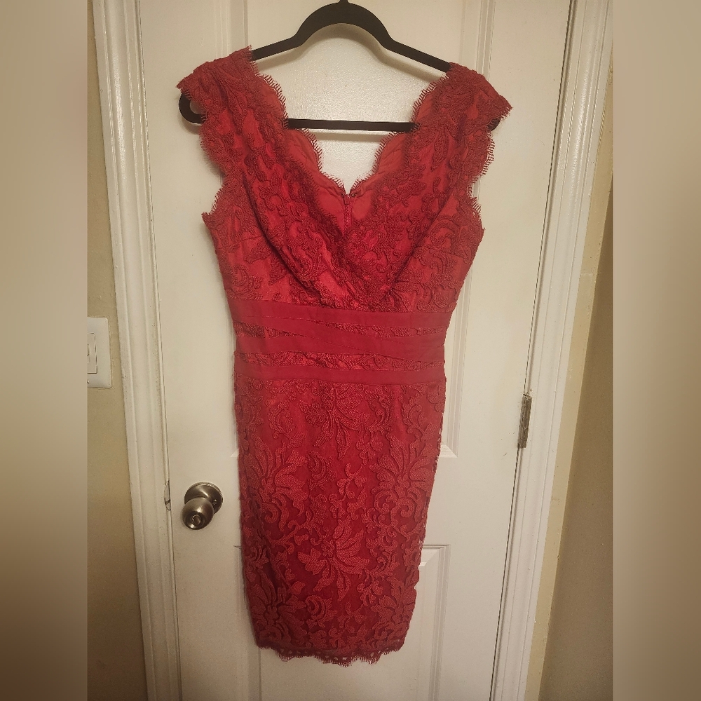 Tadashi Shoji Red Sheath Midi Dress V-Neck 3/4 Sleeve